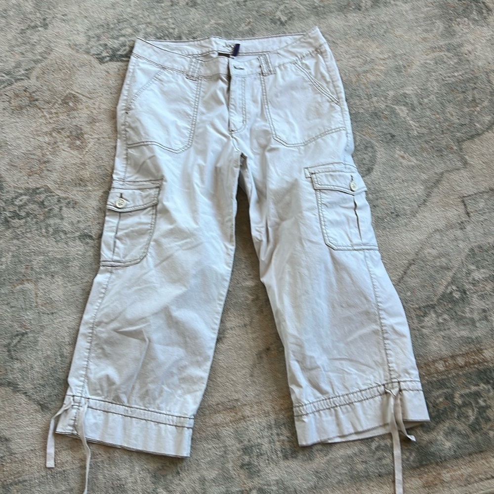 EUC Jag Cargo Pants Cropped Almond off-white creamy color size 14 pockets